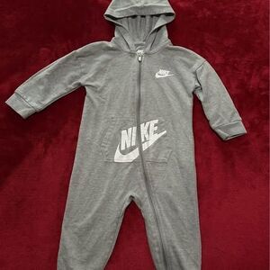 NIKE Baby Boy Gray Hooded Full Zip One Piece Coverall/ Jumpsuit